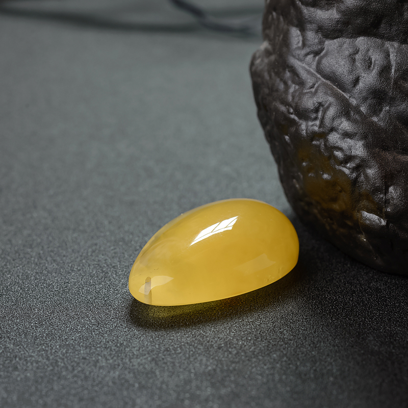 波罗的海金绞蜜随形吊坠-红掌柜