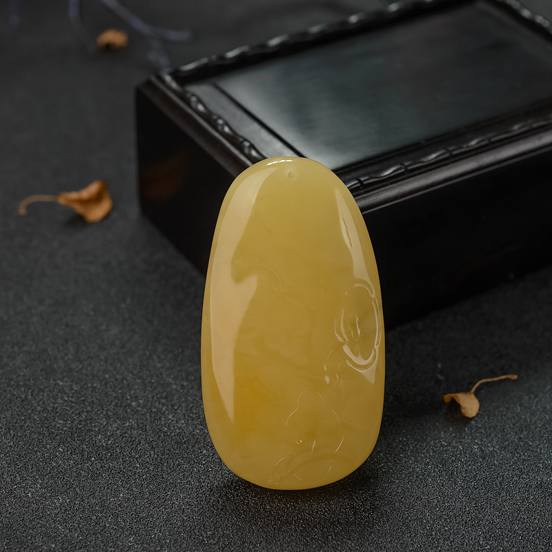 天然柠檬黄蜜蜡鳌鱼吊坠-红掌柜