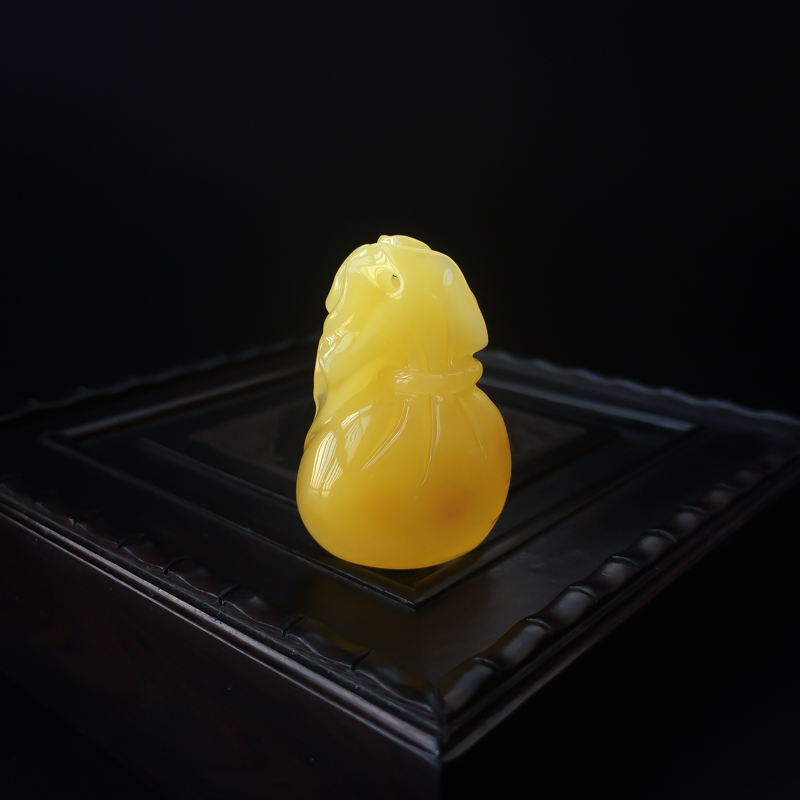 蜜蜡钱袋吊坠 - 红掌柜