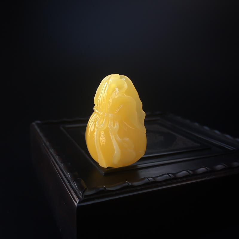 天然满蜜鸡油黄蜜蜡钱袋吊坠 - 红掌柜