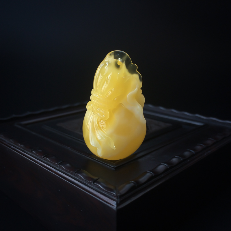 波罗的海天然黄白蜜钱袋吊坠 - 红掌柜