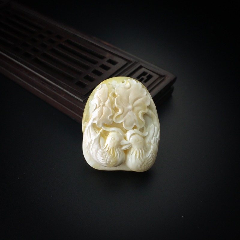 白花蜜鸳鸯吊坠-红掌柜