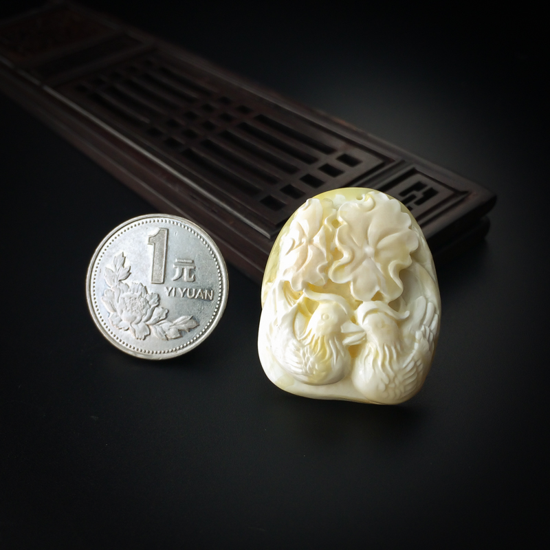 蜜蜡挂件-红掌柜