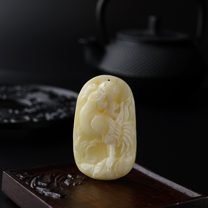 白蜜鸡牌吊坠-红掌柜