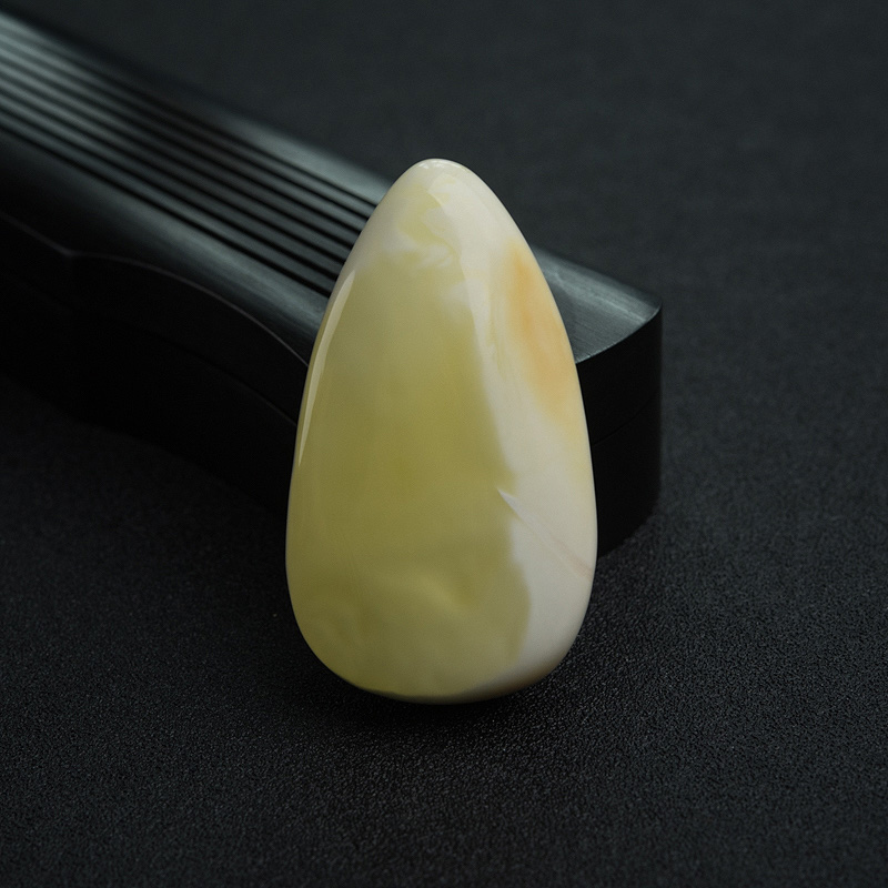 象牙白白蜜水滴吊坠-红掌柜