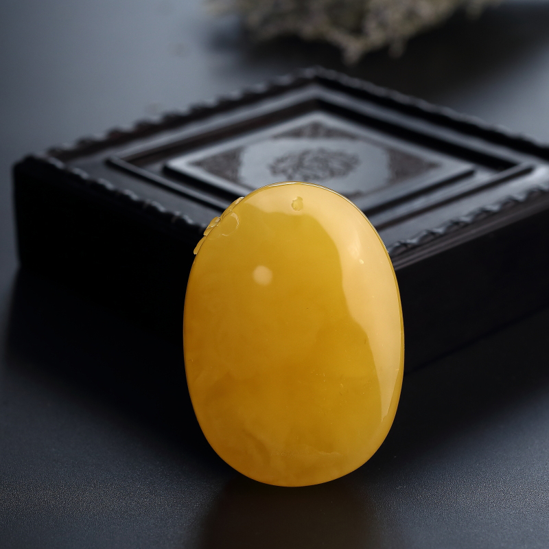 波罗的海天然鸡油黄蜜蜡龙吊坠-红掌柜