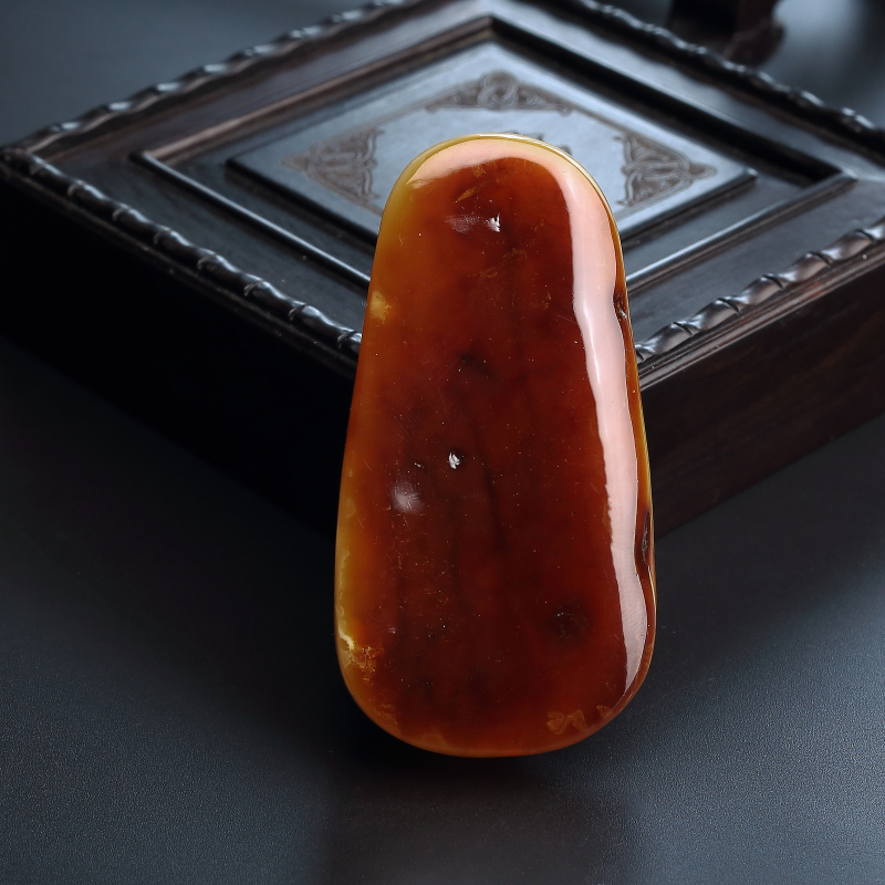 蜜蜡年年有余吊坠 - 红掌柜