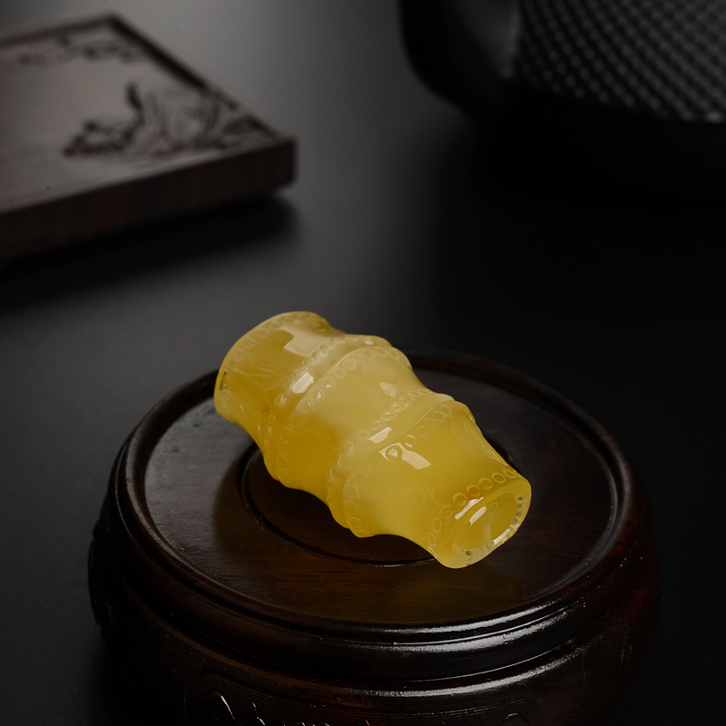 鸡油黄蜜蜡竹节吊坠-红掌柜