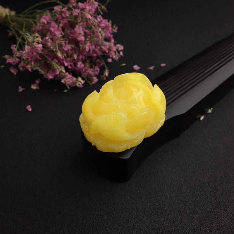 波罗的海天然鸡油黄蜜蜡吊坠-红掌柜