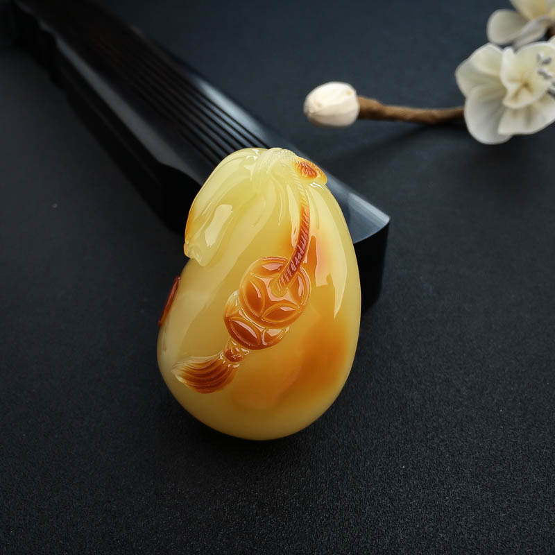 俏色蜜蜡吊坠-红掌柜