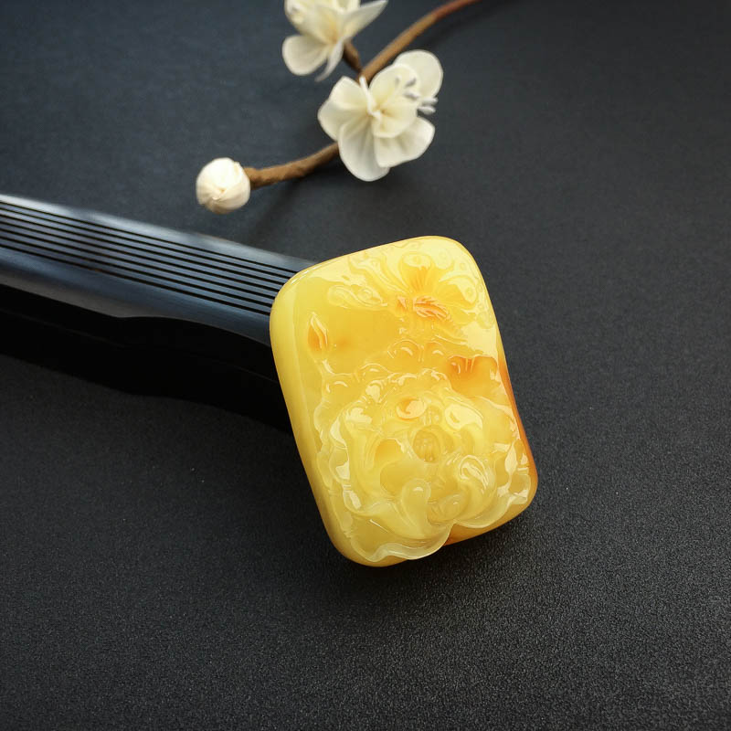 蜜蜡蝶恋花吊坠-红掌柜