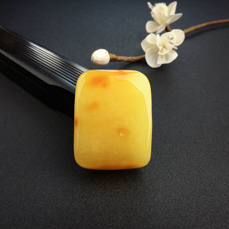 俏色蜜蜡蝶恋花挂坠-红掌柜