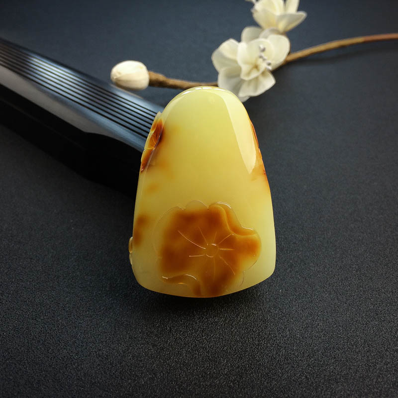 俏色蜜蜡连年有余挂坠-红掌柜