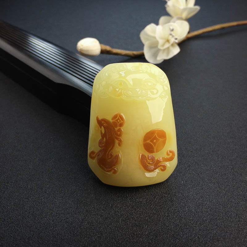 俏色蜜蜡古龙吊坠-红掌柜