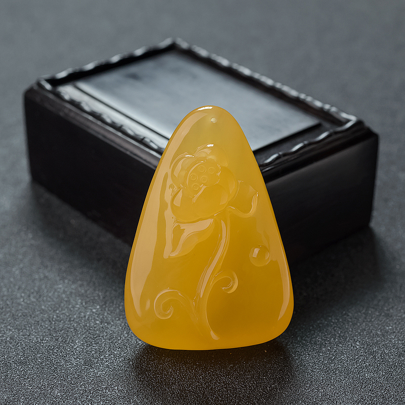 波罗的海天然鸡油黄蜜蜡一品清廉吊坠 - 红掌柜