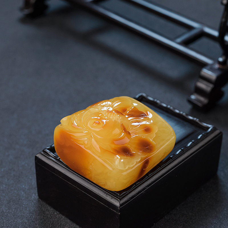 波罗的海俏色蜜蜡花开富贵吊坠 - 红掌柜