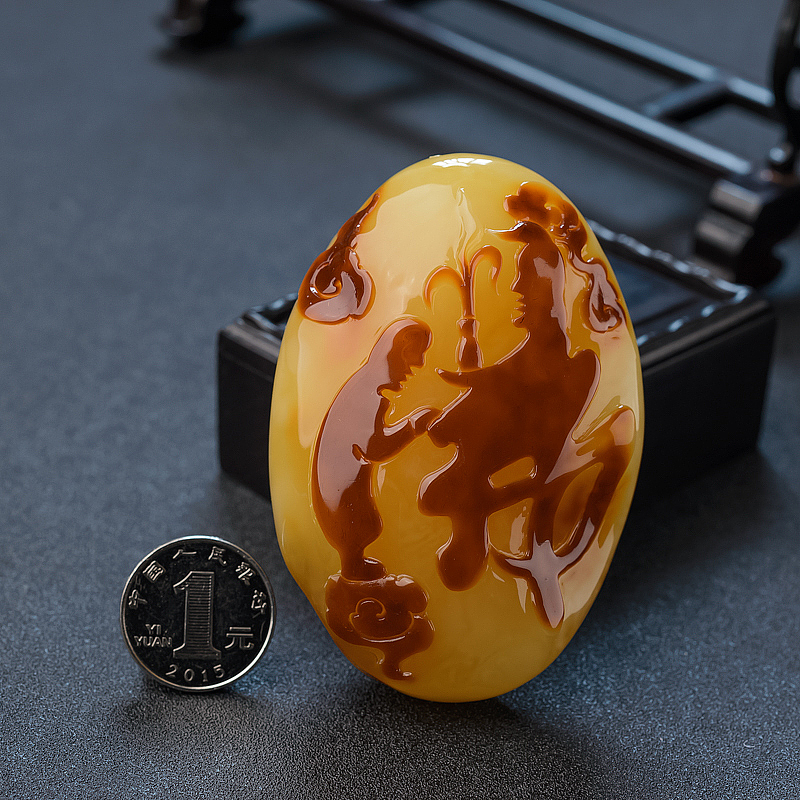 天然俏色蜜蜡悟道吊坠 - 红掌柜