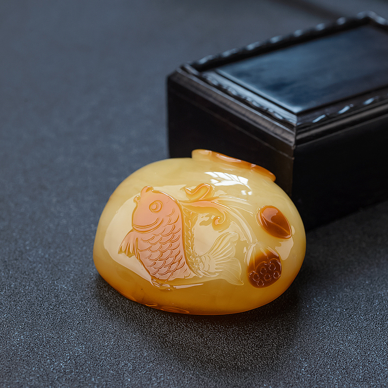 天然蜜蜡连年有余挂坠-红掌柜