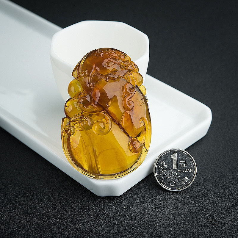 缅甸棕珀吊坠-红掌柜