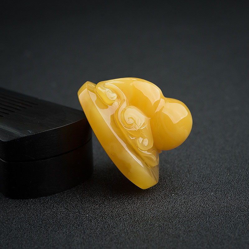 带皮蜜蜡葫芦吊坠-红掌柜