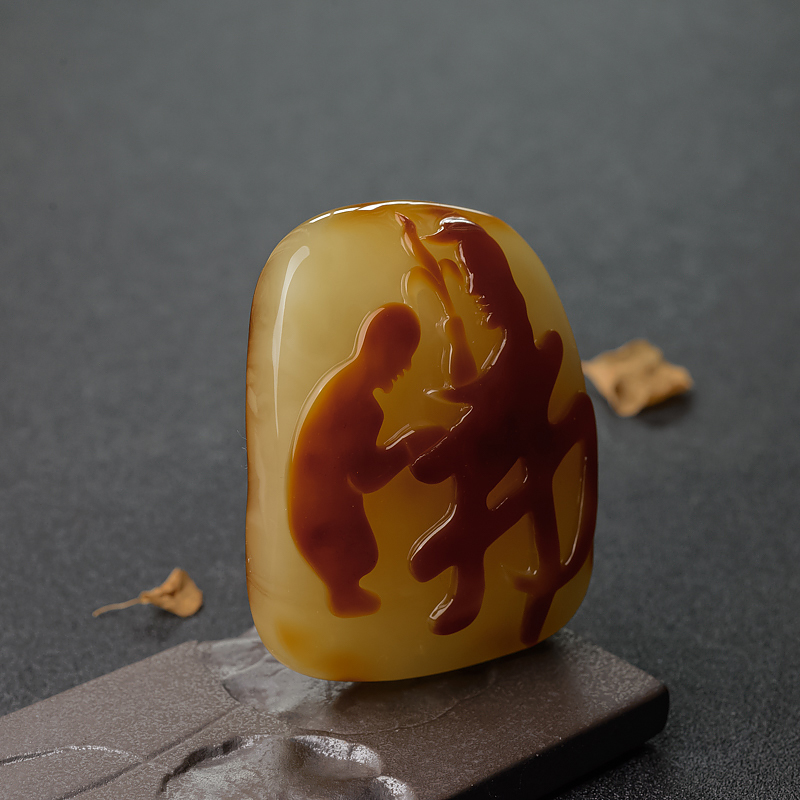 带皮俏色蜜蜡悟道吊坠-红掌柜