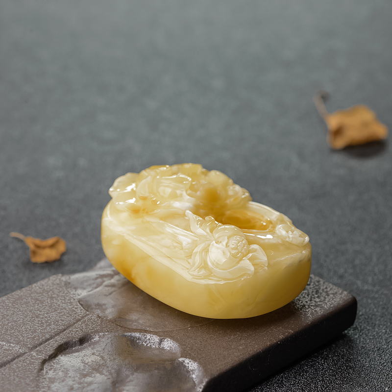 天然波罗的海白花蜜花开富贵吊坠-红掌柜