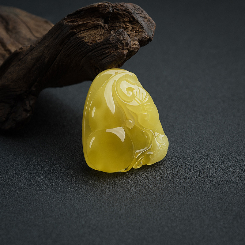 鸡油黄蜜蜡葫芦吊坠-红掌柜