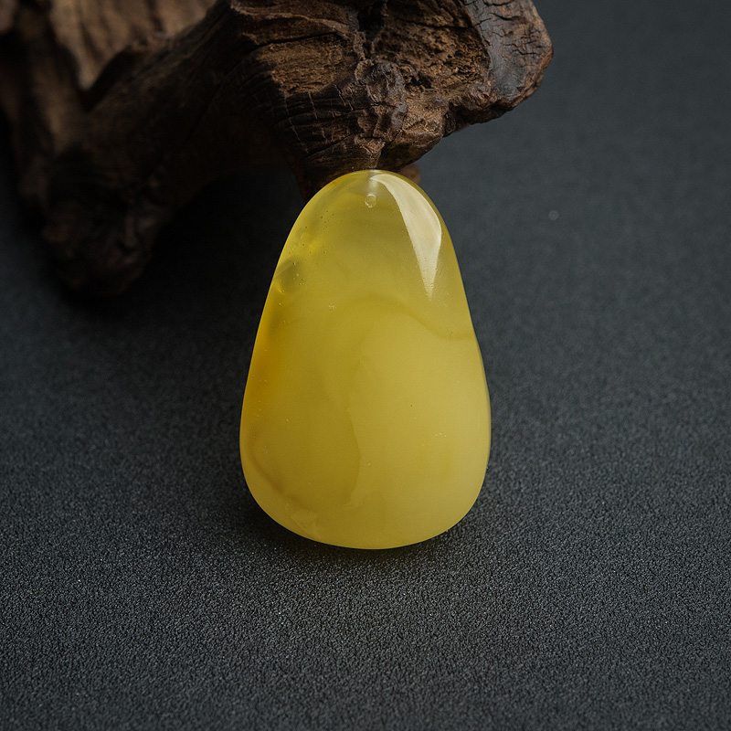 鸡油黄蜜蜡吊坠-红掌柜