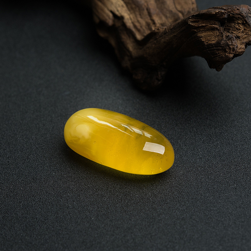 鸡油黄蜜蜡吊坠-红掌柜