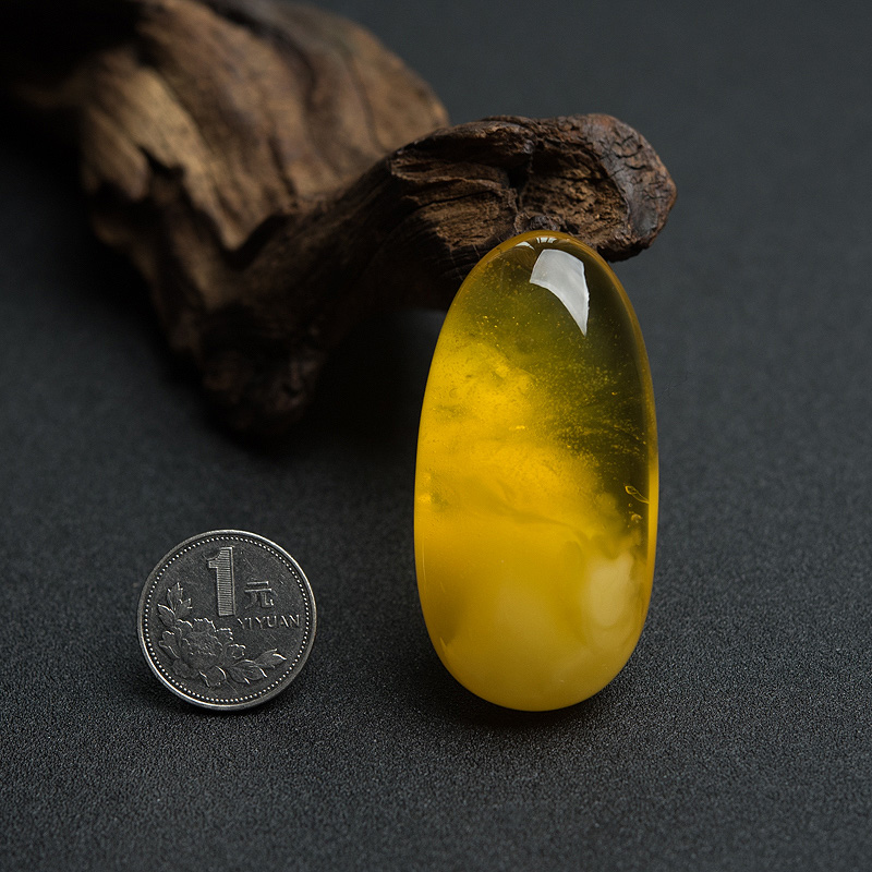 蜜蜡随形吊坠-红掌柜