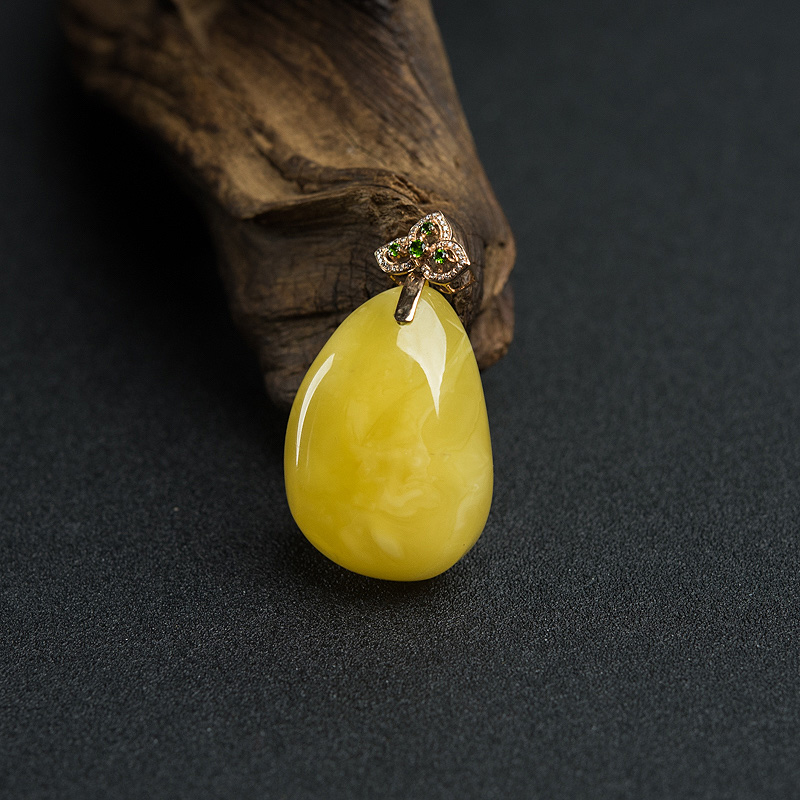 鸡油黄蜜蜡吊坠-红掌柜