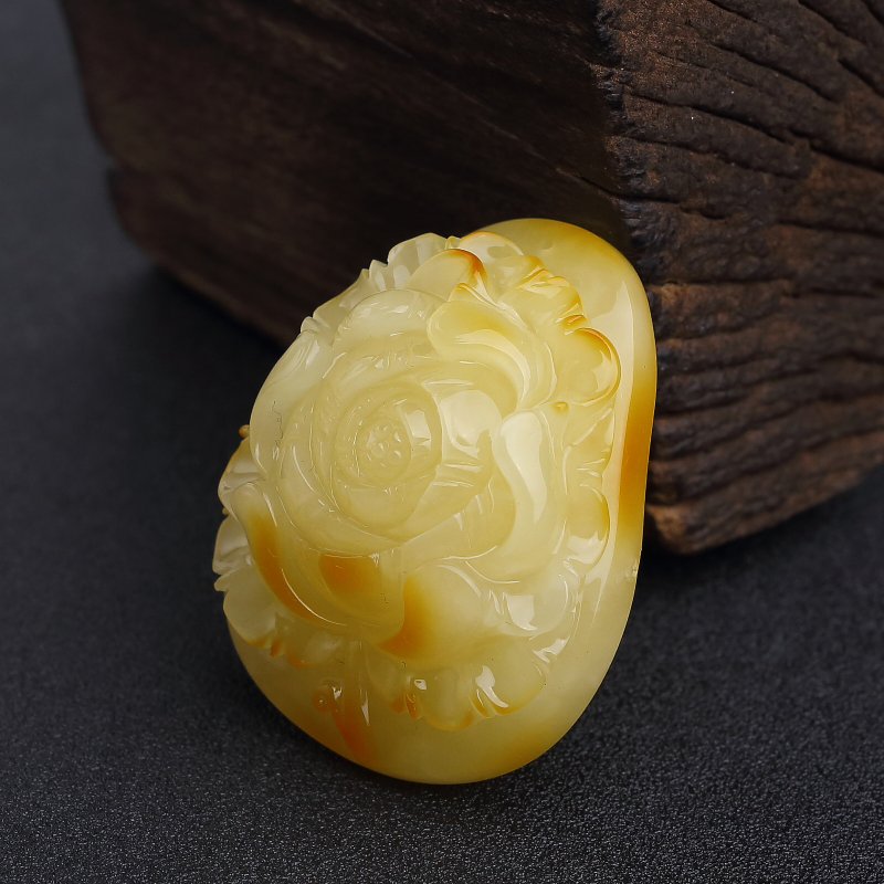 天然俏色蜜蜡牡丹花吊坠-红掌柜