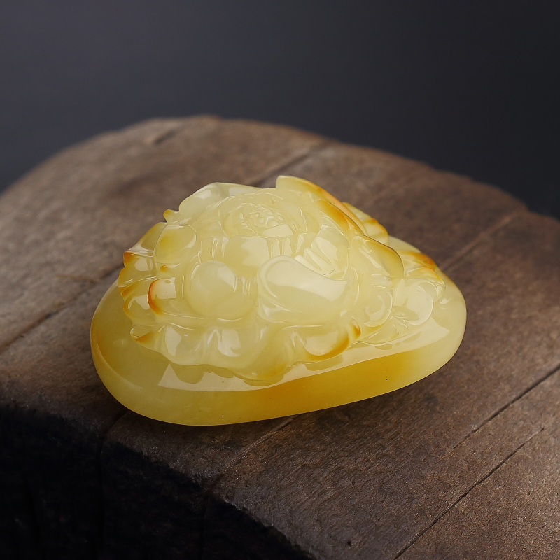 波罗的海俏色蜜蜡牡丹花吊坠-红掌柜