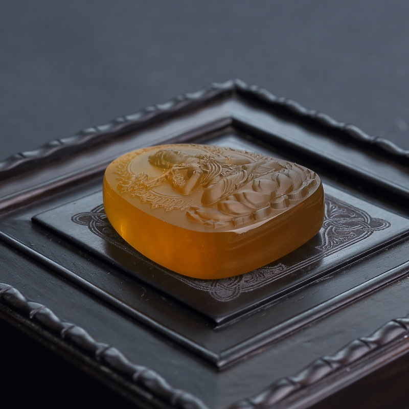 棕珀大势至菩萨吊坠-红掌柜