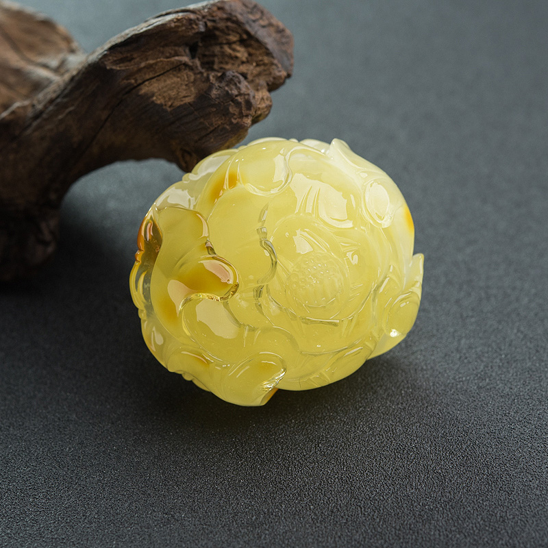 蜜蜡牡丹花吊坠-红掌柜