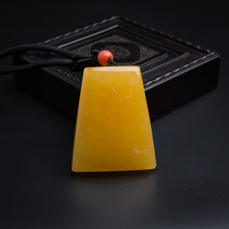 天然鸡油红蜜蜡吊坠-红掌柜