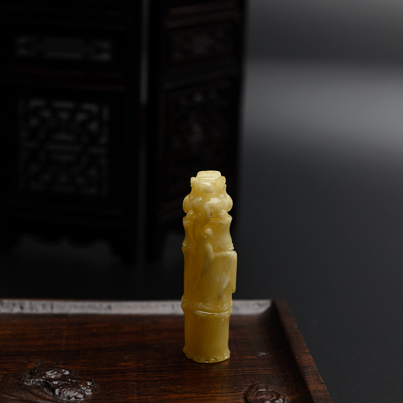 白花蜜貔貅印章吊坠 - 红掌柜