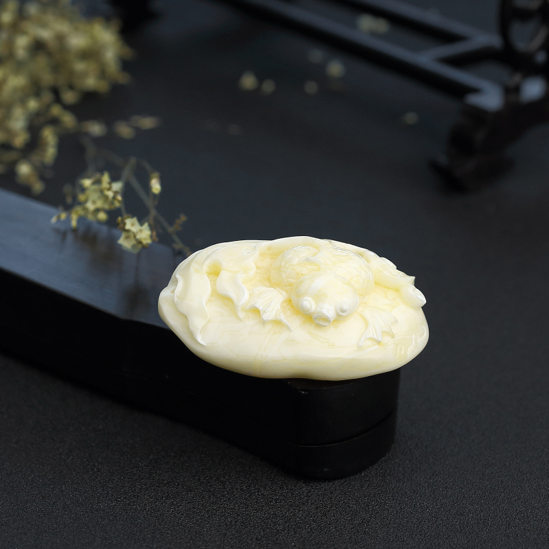 蜜蜡吊坠-红掌柜