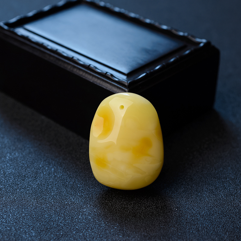 波罗的海天然蜜蜡老虎头吊坠-红掌柜