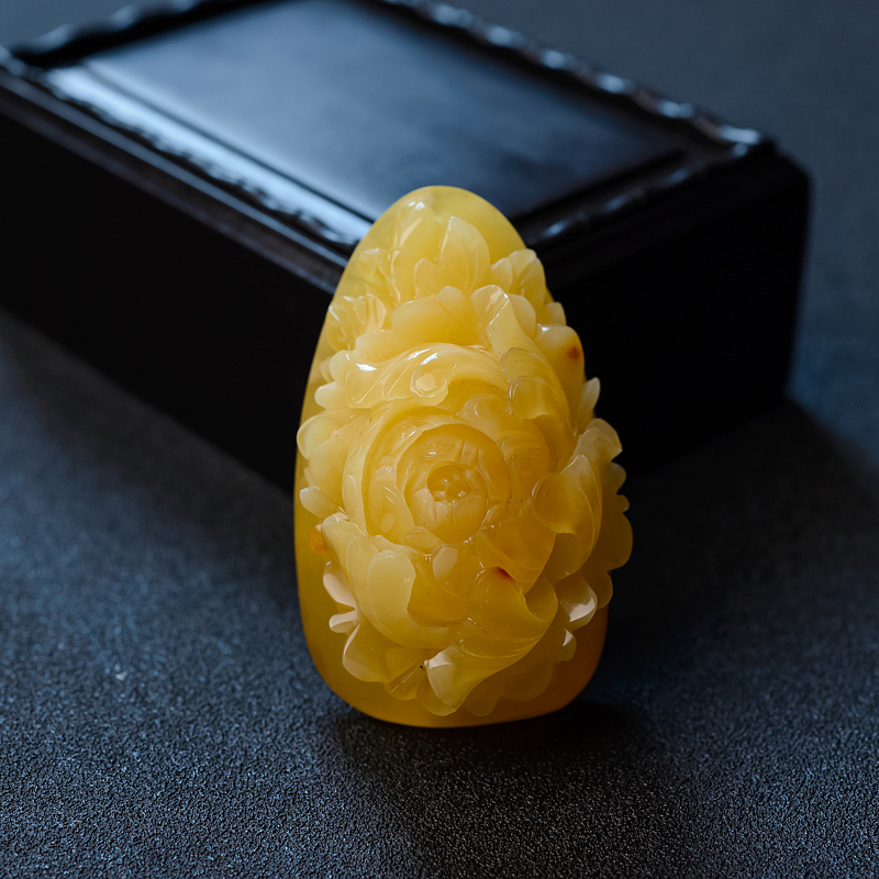 波罗的海天然鸡油黄蜜蜡牡丹花吊坠-红掌柜