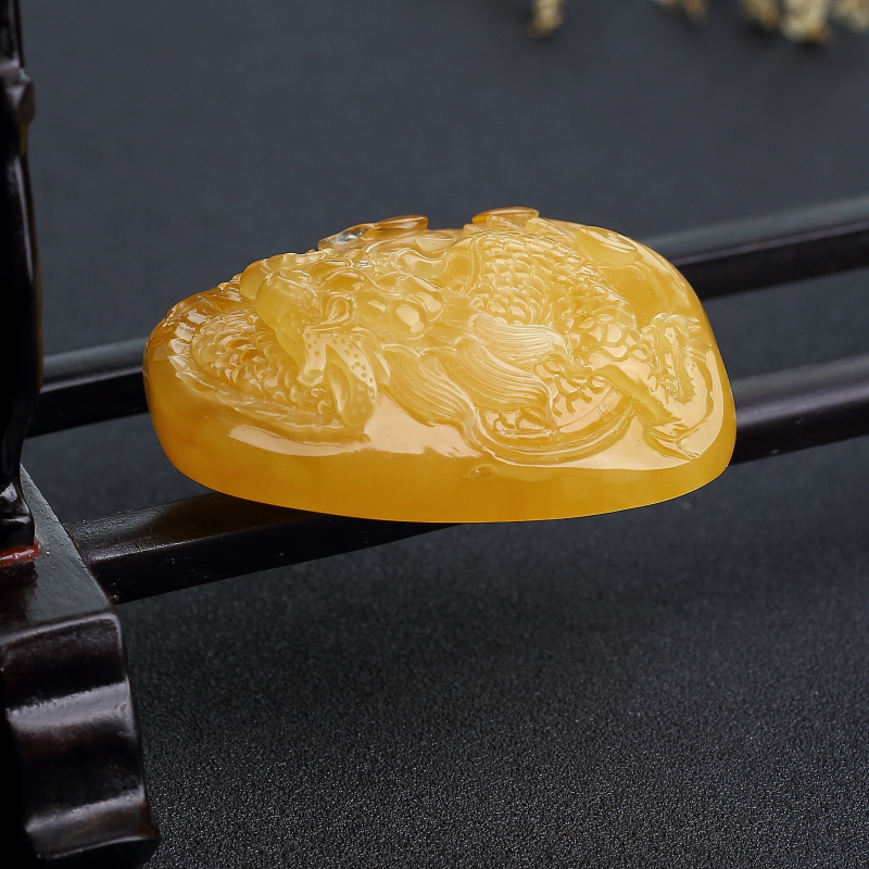 鸡油黄蜜蜡龙吊坠-红掌柜