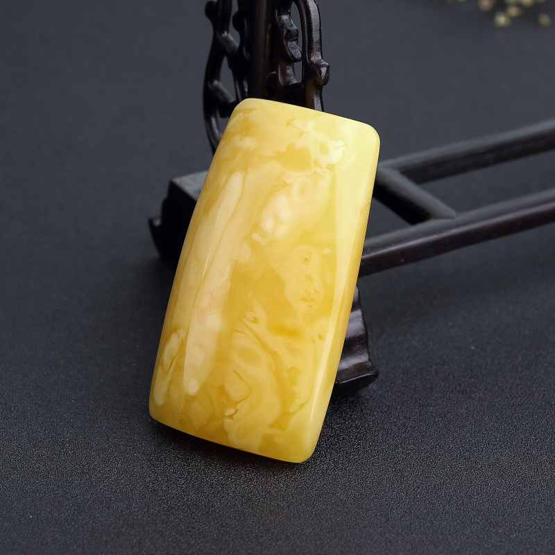 波罗的海白花蜜蜡无事牌吊坠-红掌柜