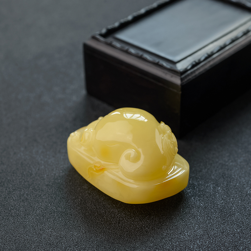 带皮浅黄蜜蜡福瓜-红掌柜