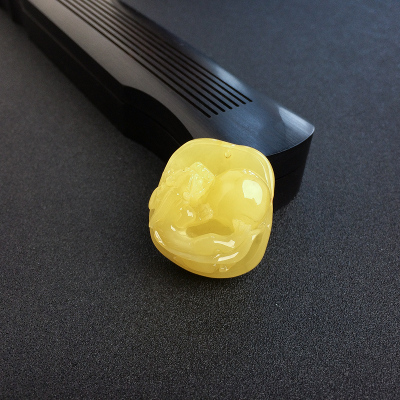 波罗的海鸡油黄蜜蜡貔貅吊坠-红掌柜