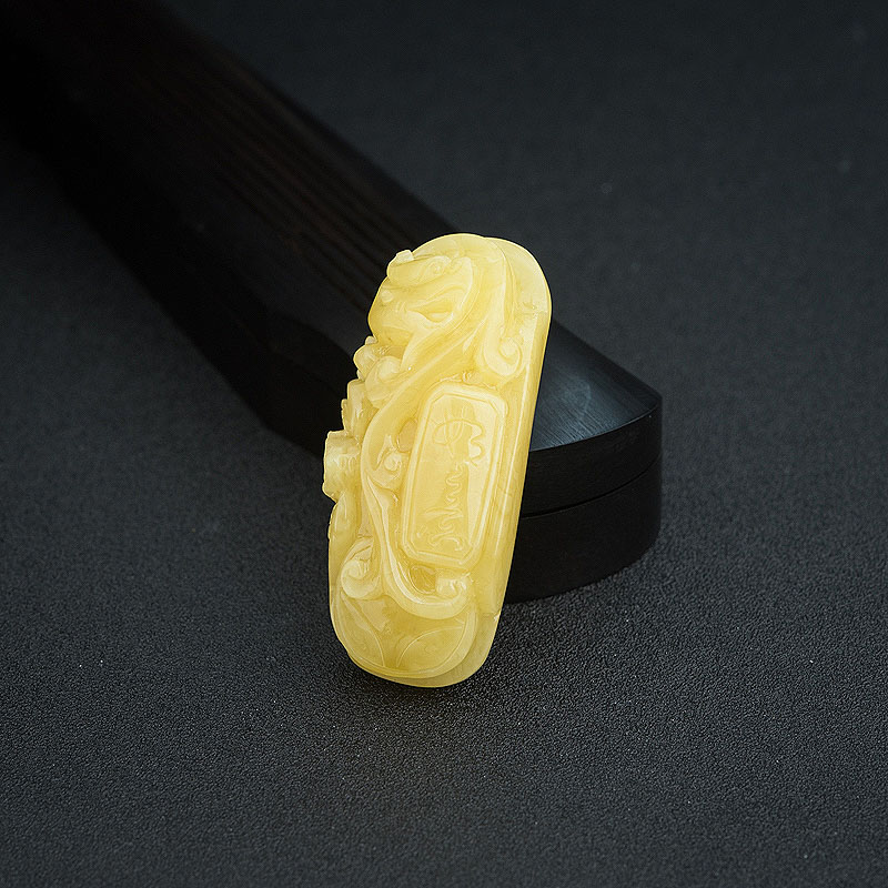 鸡油黄蜜蜡吊坠-红掌柜