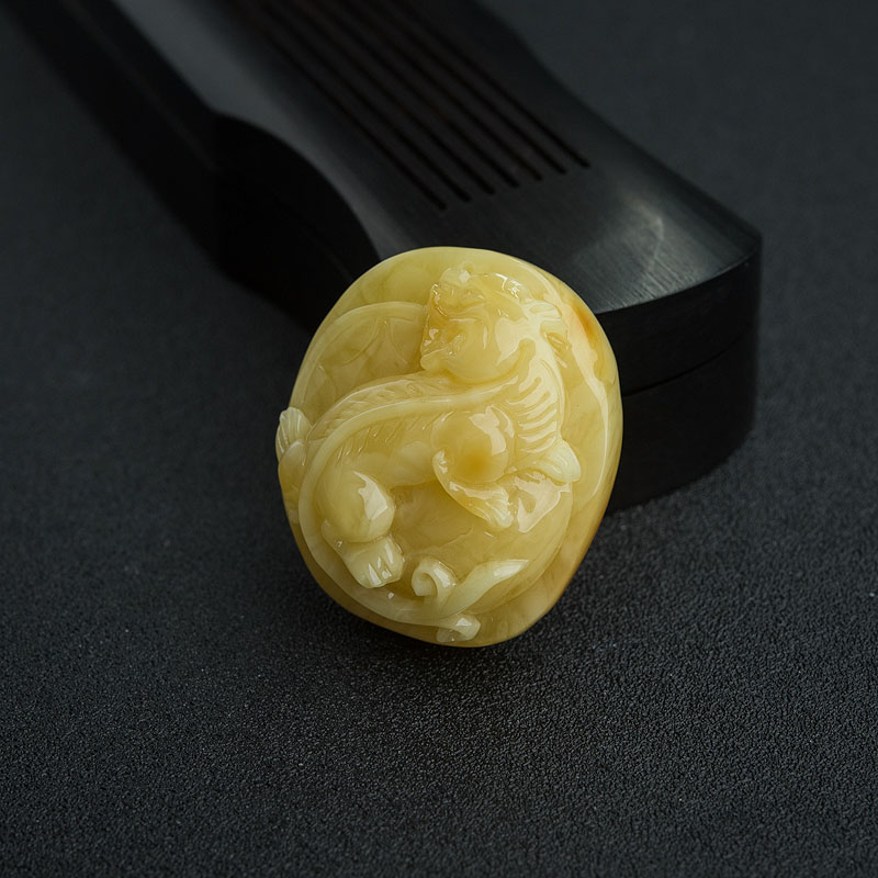 鸡油黄蜜蜡吊坠-红掌柜