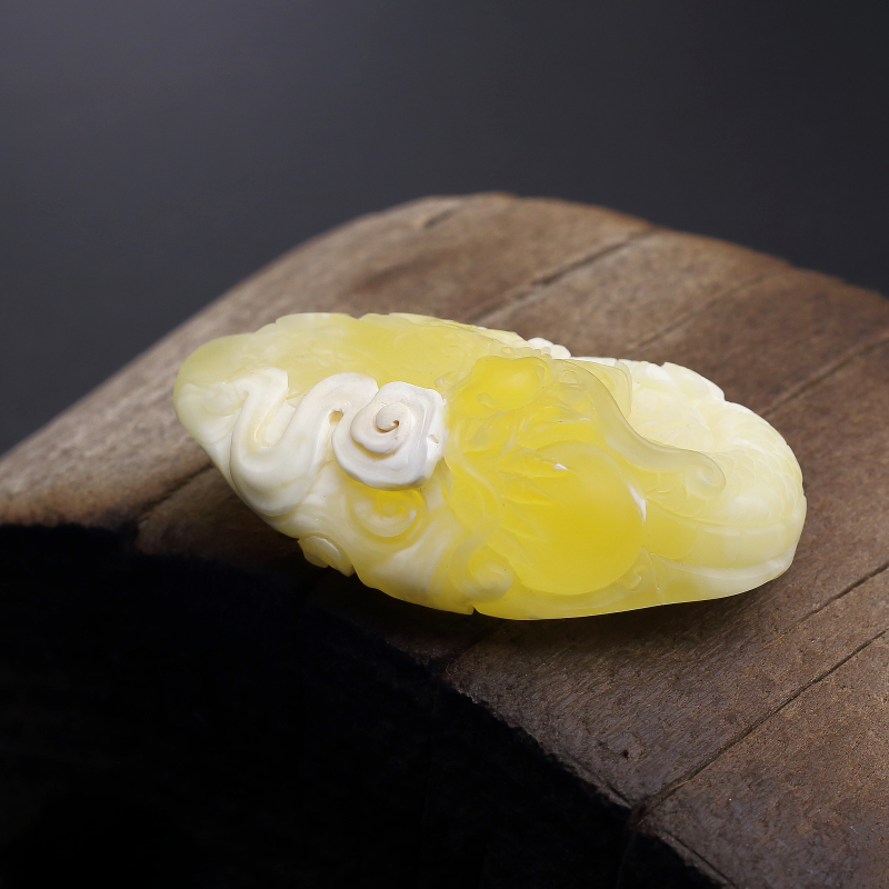 天然白花蜜蜡龙吊坠-红掌柜