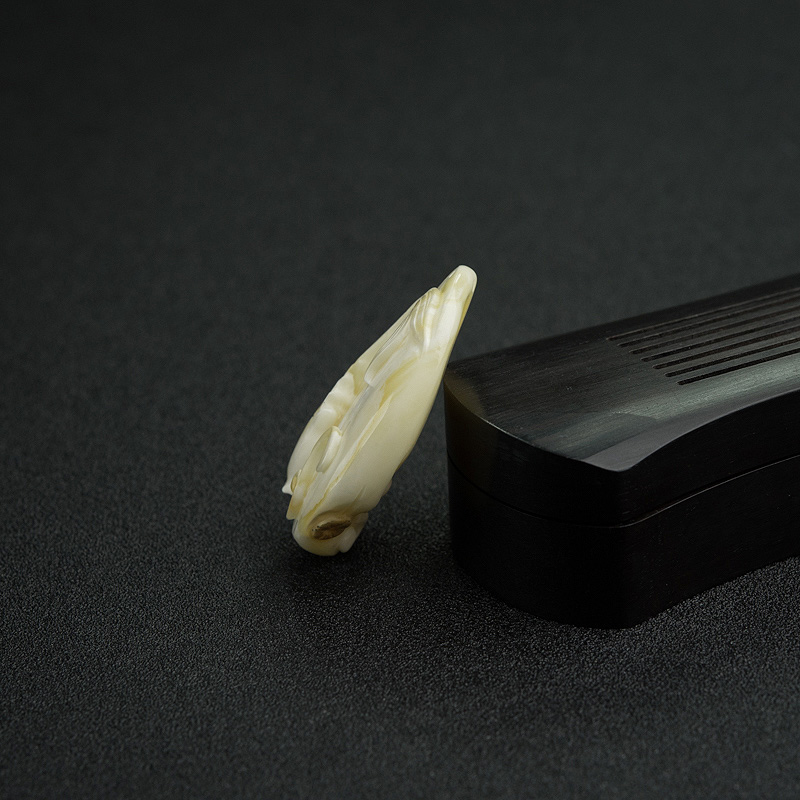 波罗的海天然带皮白蜜吊坠-红掌柜