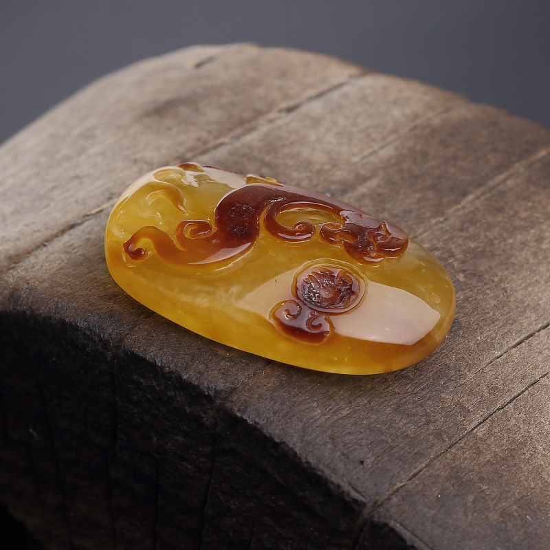 天然带皮俏色金绞蜜吊坠-红掌柜