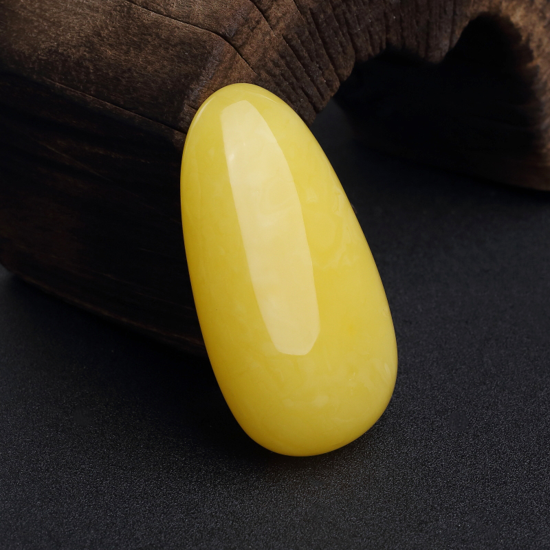 波罗的海鸡油黄蜜蜡随形吊坠-红掌柜